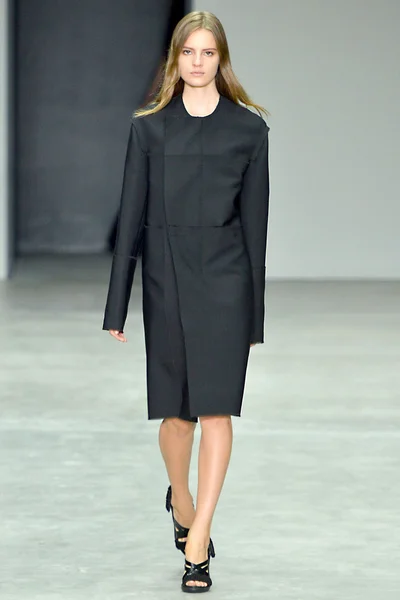 Look 27
